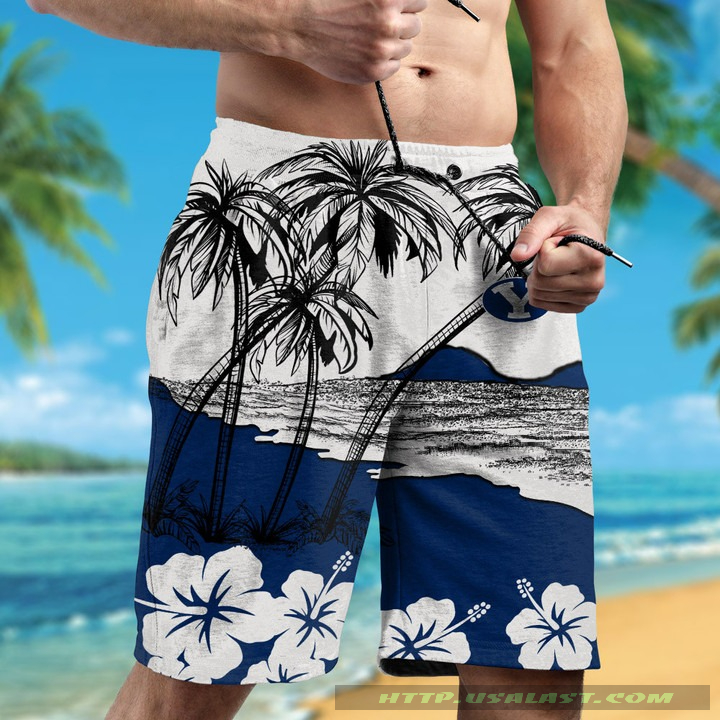 7nAns5y2-T200322-075xxxBYU-Cougars-Hibiscus-Hawaiian-Shirt-Beach-Short-2