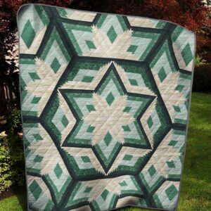 Amish Quilt Cusct