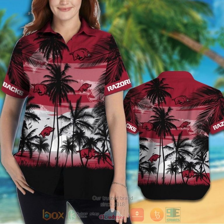 Arkansas_Razorbacks_Tropical_Hawaiian_Shirt_and_shorts_1_2-768x768-1