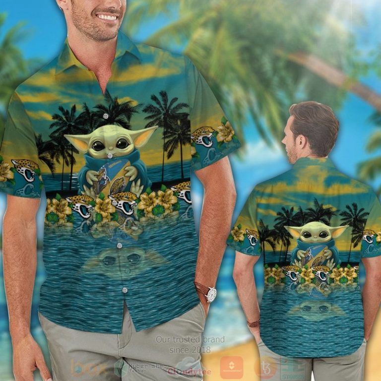 Baby_Yoda_hug_Jacksonville_Jaguars_hawaiian_shirt_and_shorts_1-768x768-1