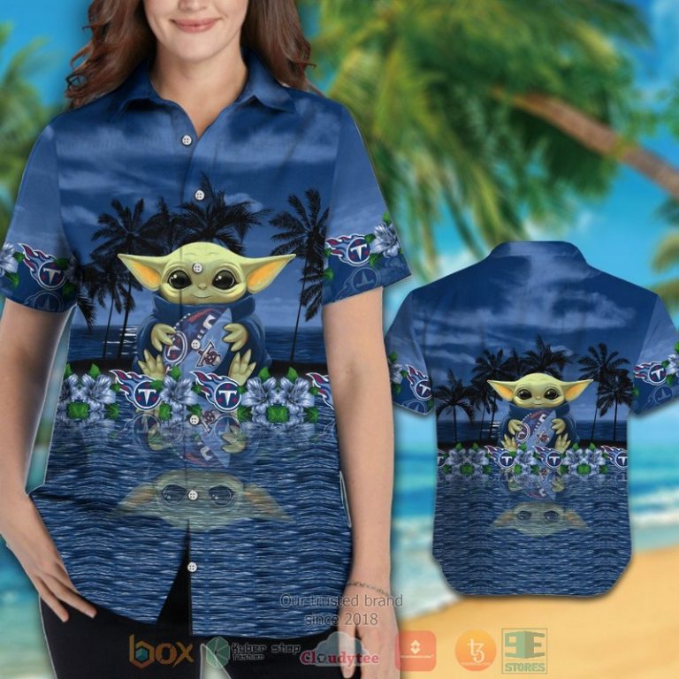 Baby_Yoda_hug_Tennessee_Titans_hawaiian_shirt_and_shorts_1_2-768x768-1