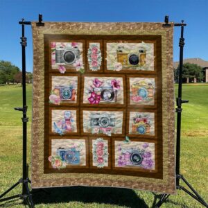 Camera Quilt Tuknt