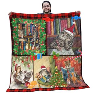 Cat Quilt - Christmas Cats And Book With Green Pine Red Quilt - Cat Gifts For Christmas