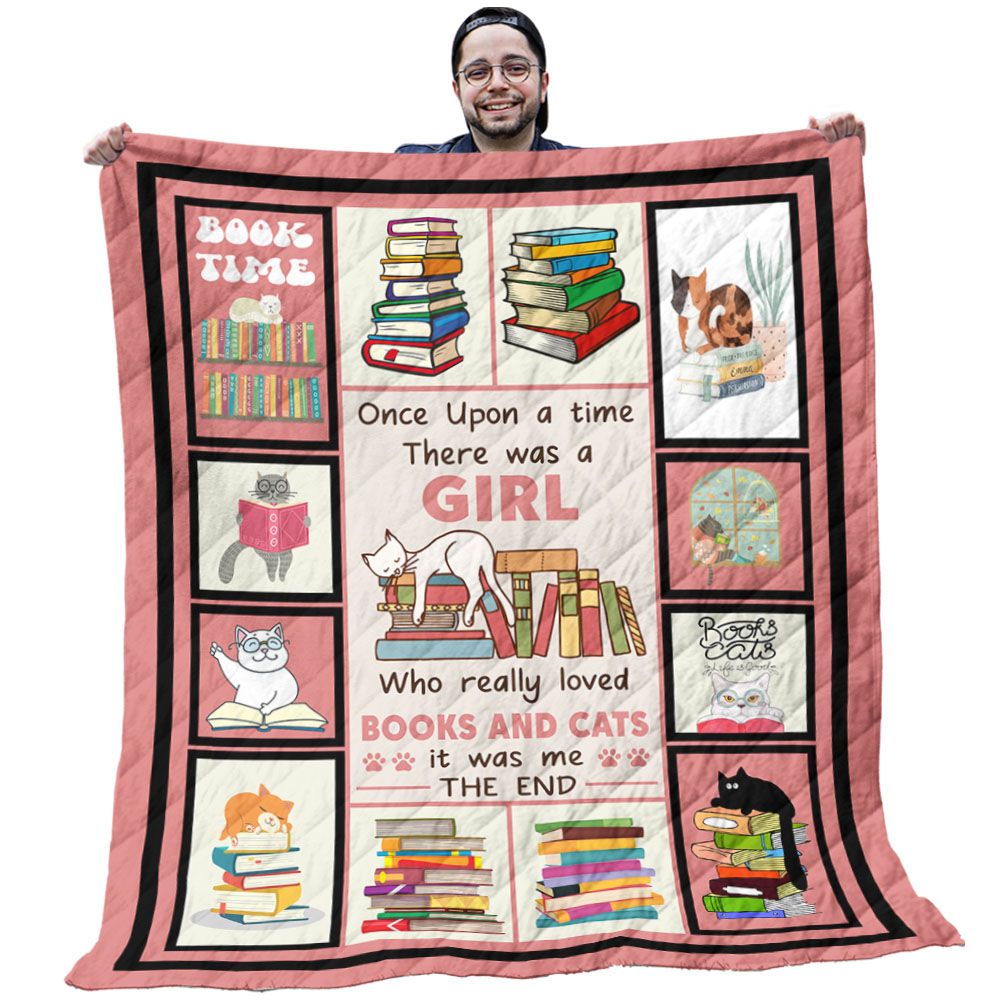 Cat Quilts - Who Really Loved Cats And Book Pink Background Quilt - Gifts For Cat Lovers Cat Quilts - Who Really Loved Cats And Book Pink Background Quilt - Gifts For Cat Lovers