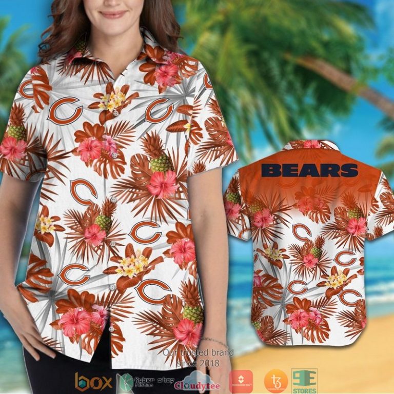 Chicago_Bears_Red_Hibiscus_Hawaiian_shirt_short_1_2-768x768-1