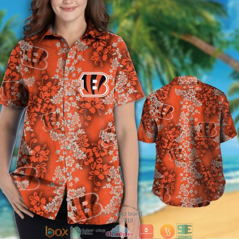 Cincinnati_Bengals_hibiscus_flower_orange_pattern_Hawaiian_shirt_short_1_2-768x768-1