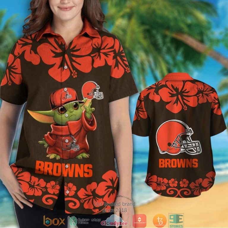 Cleveland_Browns_Baby_Yoda_Hibiscus_Orange_Hawaiian_Shirt_short_1_2-768x768-1