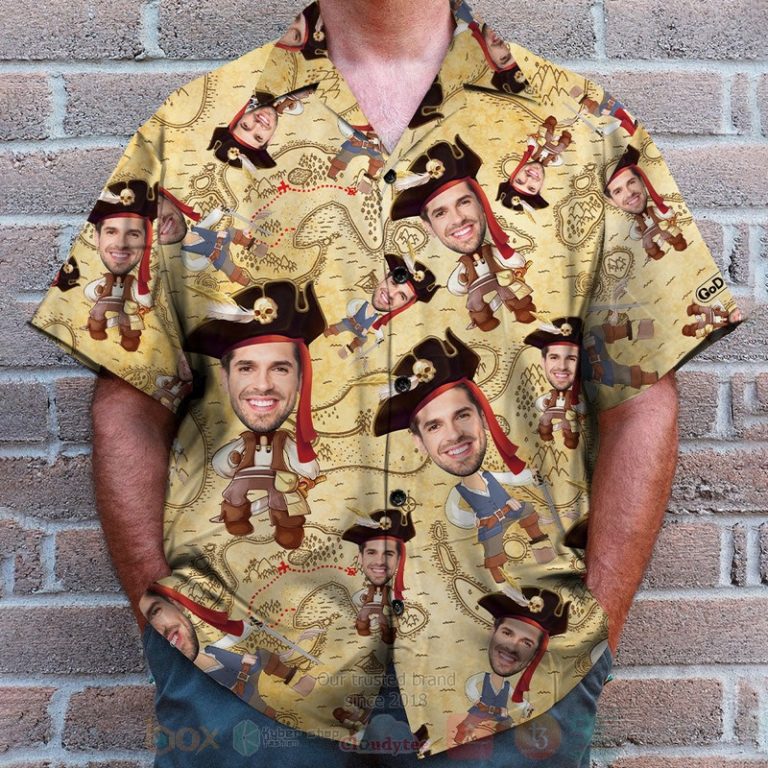 Custom_Face_Pirate_Hawaiian_Shirt_Short_1_2-768x768-1
