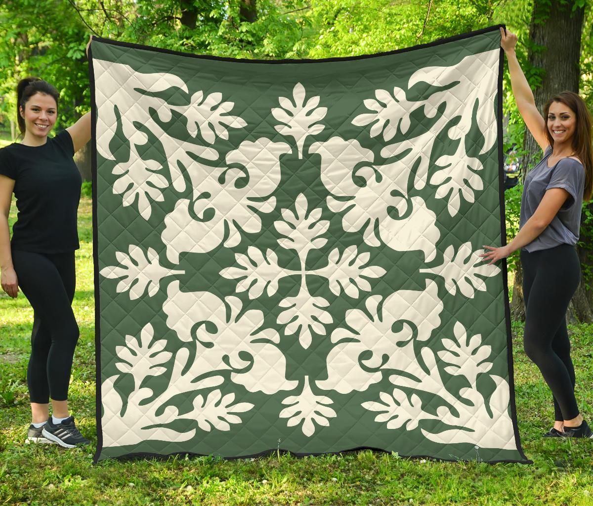 FamilyGater Quilt - Hawaiian Flower Tropical Pattern Premium Quilt - Green - Argu Style - AH - J2 FamilyGater Quilt - Hawaiian Flower Tropical Pattern Premium Quilt - Green - Argu Style - AH - J2