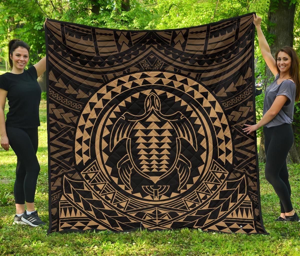 FamilyGater Quilt - Hawaiian Kakau Honu Arc Gold Polynesian Premium Quilt - AH - JG1 FamilyGater Quilt - Hawaiian Kakau Honu Arc Gold Polynesian Premium Quilt - AH - JG1