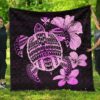 FamilyGater Quilt - Hawaiian Kanaka Hibiscus Plumeria Mix Polynesian Turtle Premium Quilt Pink AH J1