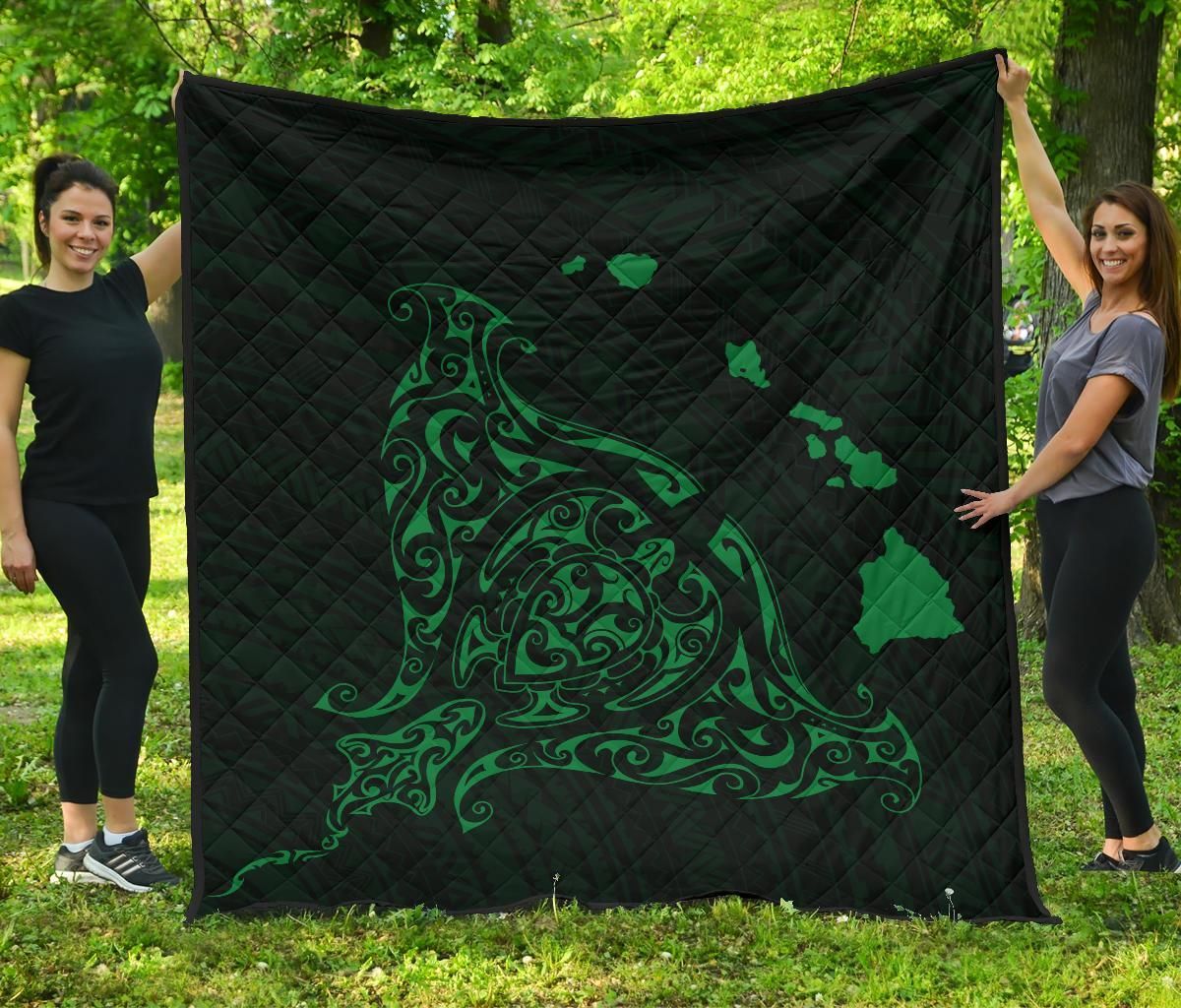 FamilyGater Quilt - Rays Hawaii Map Polynesian Premium Quilt - Green - AH - J4 FamilyGater Quilt - Rays Hawaii Map Polynesian Premium Quilt - Green - AH - J4