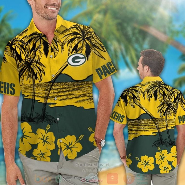 Green_Bay_Packers_Hibiscus_yellow_hawaiian_shirt_and_shorts_1-768x768-1