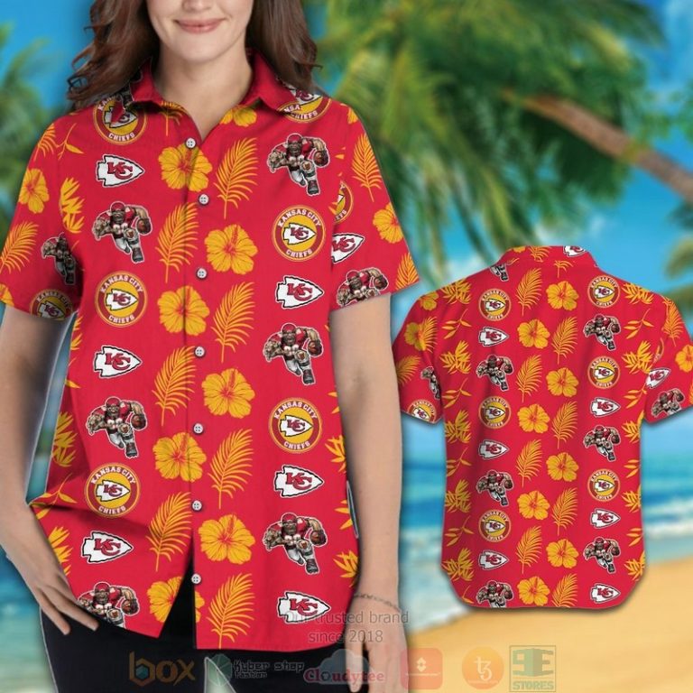 Kansas_City_Chiefs_logo_Hibiscus_yellow_red_hawaii_shirt_shorts_1_2-768x768-1