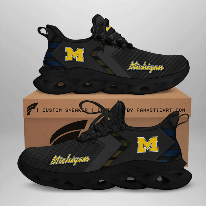 Michigan-Wolverines-Football-Clunky-Max-Soul-Clunky-Shoes-1