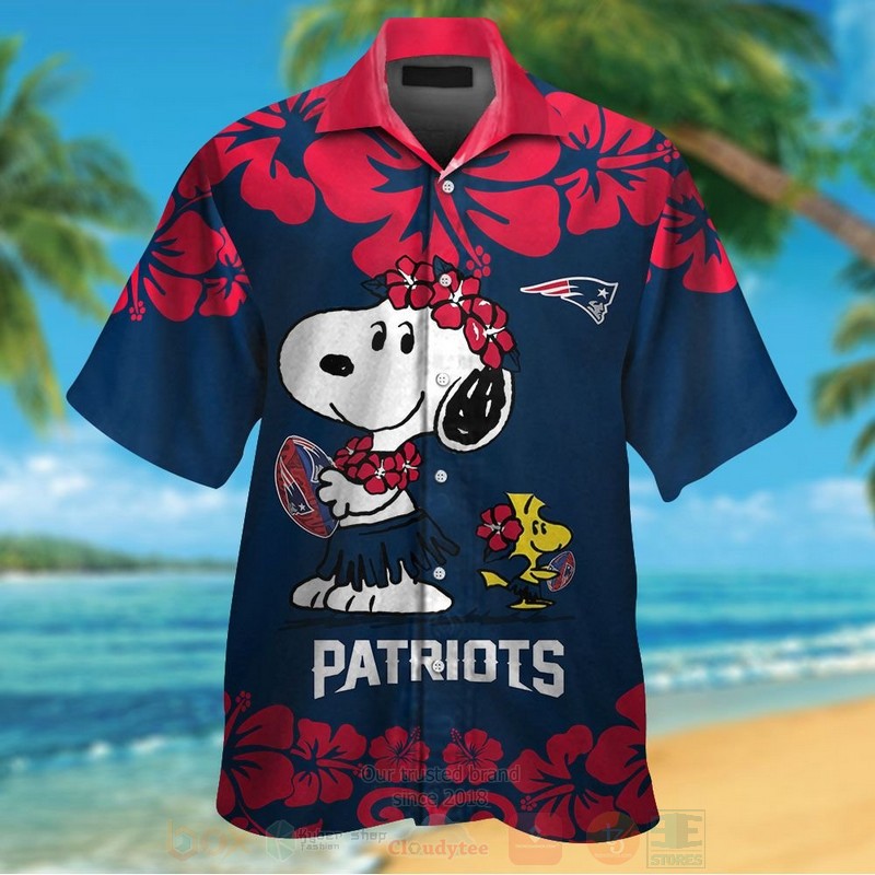 Nfl New England Patriots Snoopy And Woodstock Hawaiian Shirt Nfl New England Patriots Snoopy And Woodstock Hawaiian Shirt