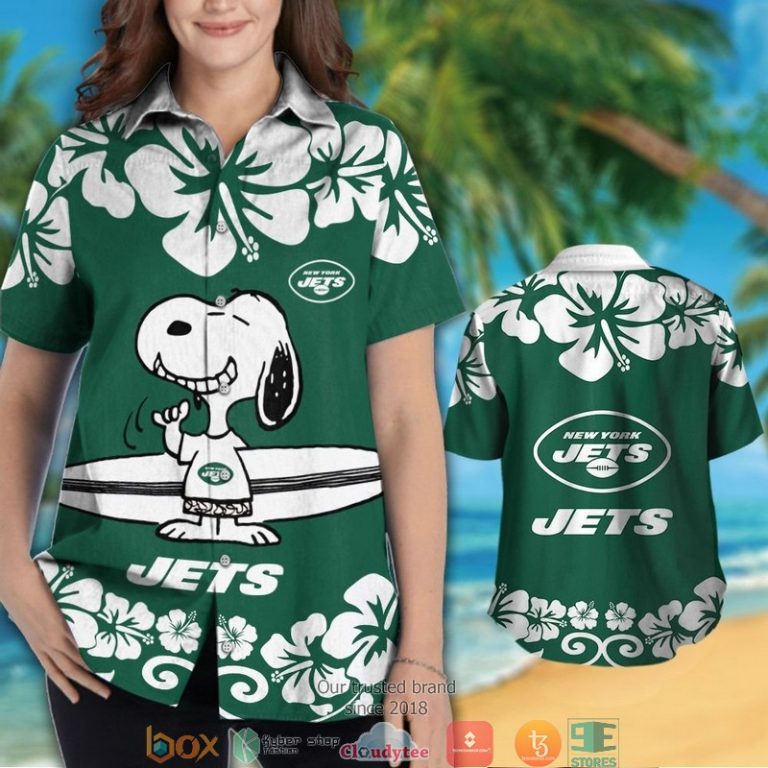 New_York_Jets_Snoopy_Hibiscus_Hawaiian_Shirt_short_1_2-768x768-1
