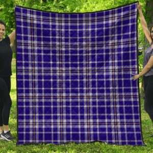 Premium Quilt - Ochterlony Tartan Quilt A7