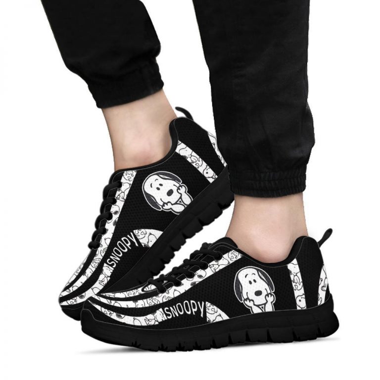 Snoopy-Running-Sneaker-Shoes-2