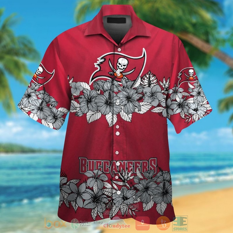 Tampa Bay Buccaneers Grey Tropical Plants Red Hawaii Shirt Tampa Bay Buccaneers Grey Tropical Plants Red Hawaii Shirt
