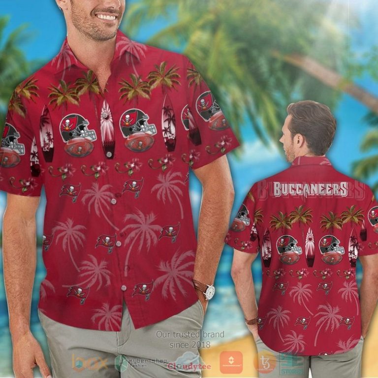 Tampa_Bay_Buccaneers_surfboard_palm_tree_hawaiian_shirt_and_shorts_1-768x768-1