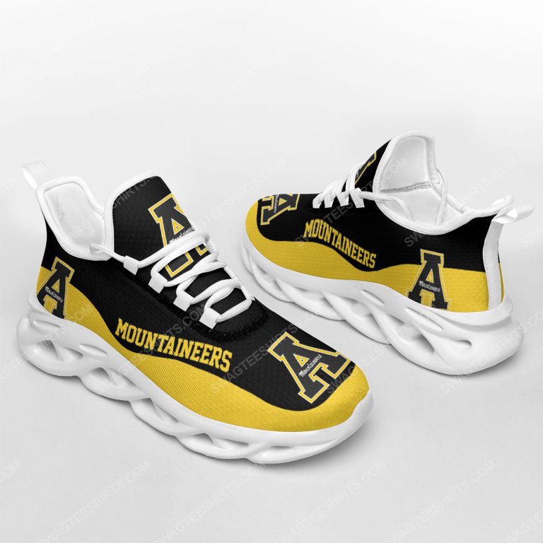 The-Appalachian-State-Mountaineers-Football-Team-Max-Soul-Shoes-1