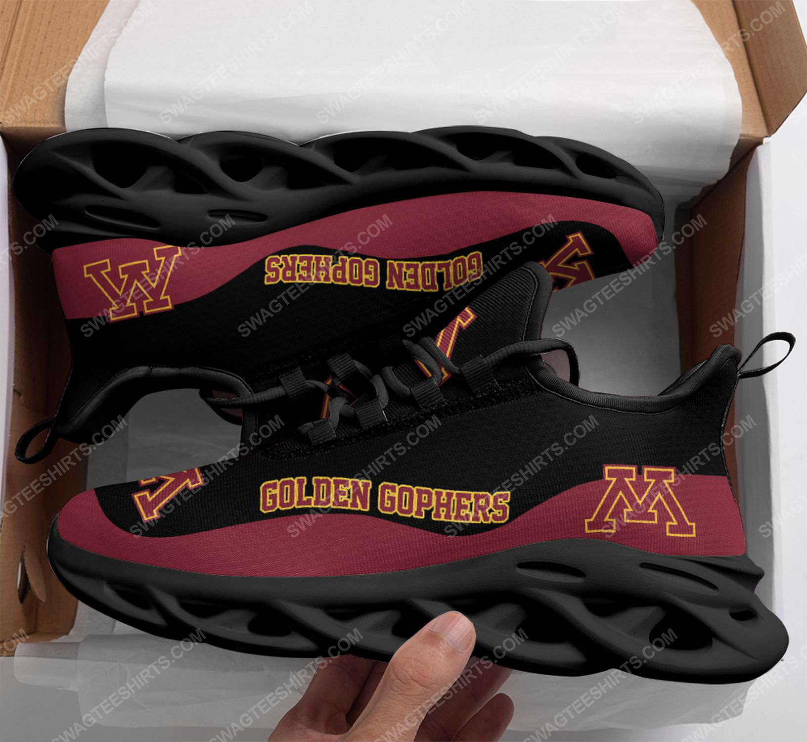 The-Minnesota-Golden-Gophers-Football-Team-Max-Soul-Shoes-2