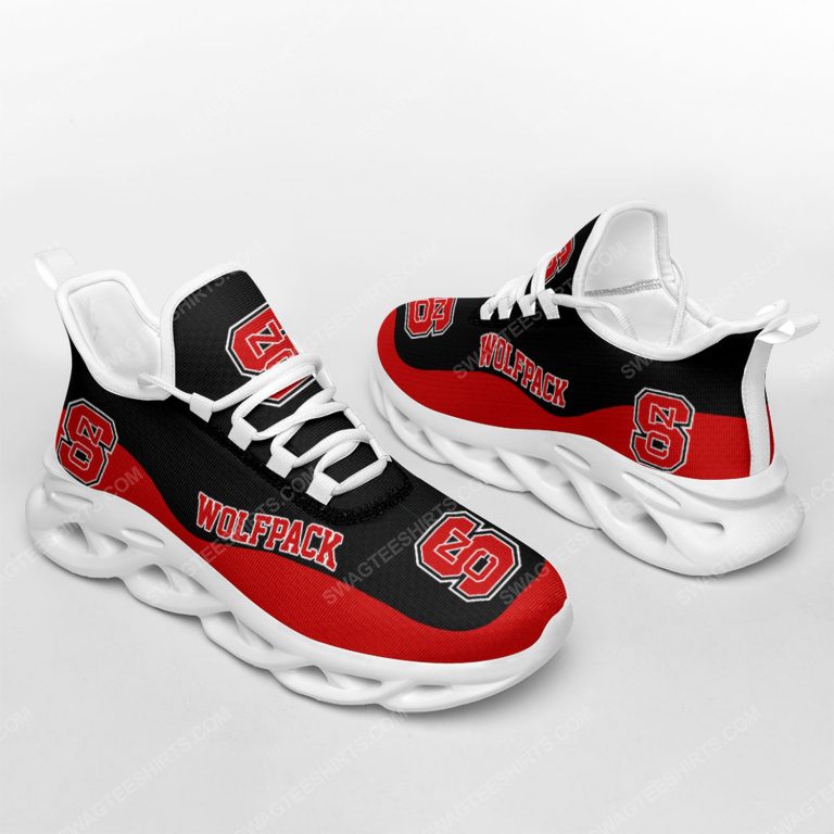 The-Nc-State-Wolfpack-Football-Team-Max-Soul-Shoes-1
