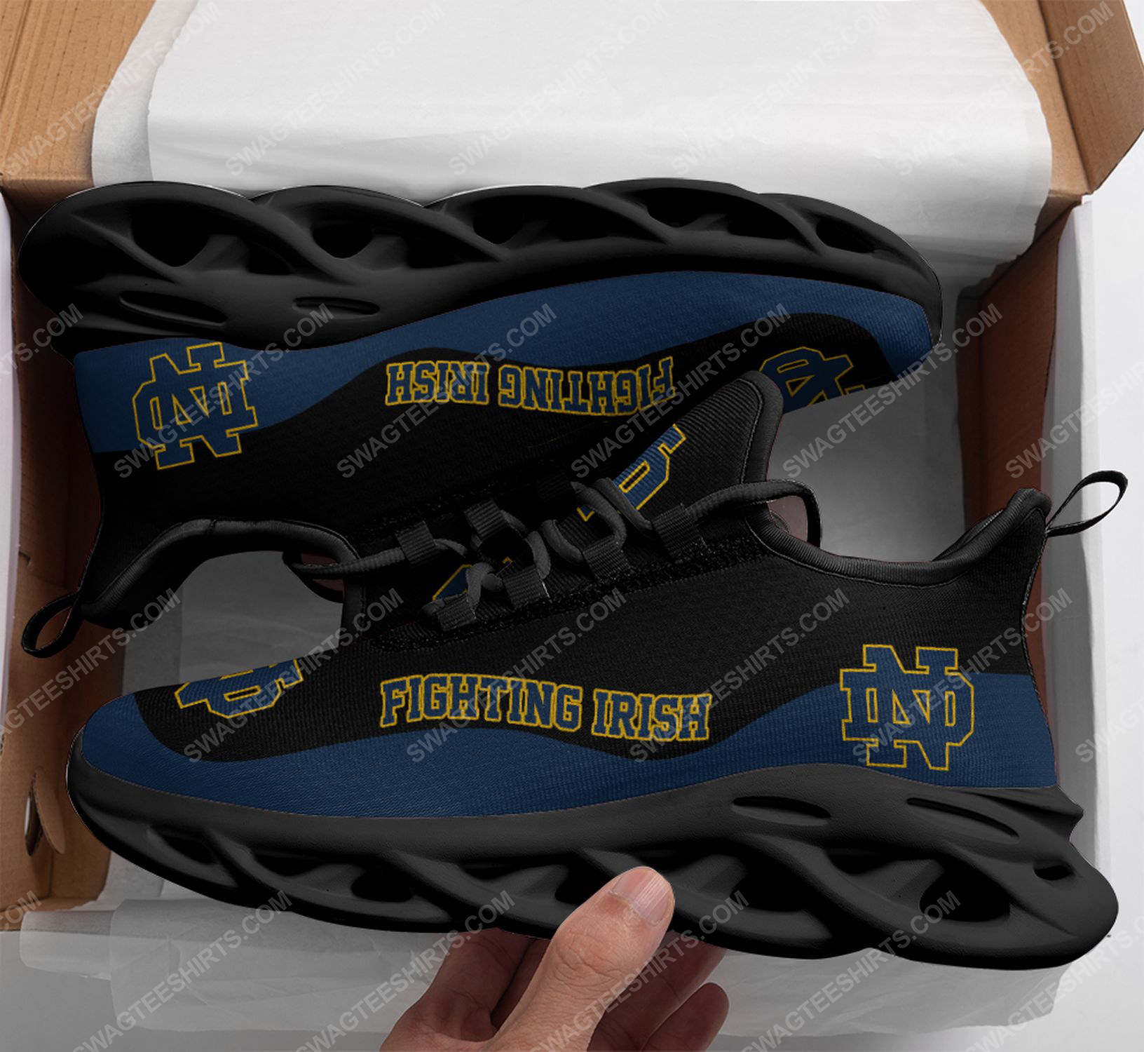 The-Notre-Dame-Fighting-Irish-Football-Team-Max-Soul-Shoes-2
