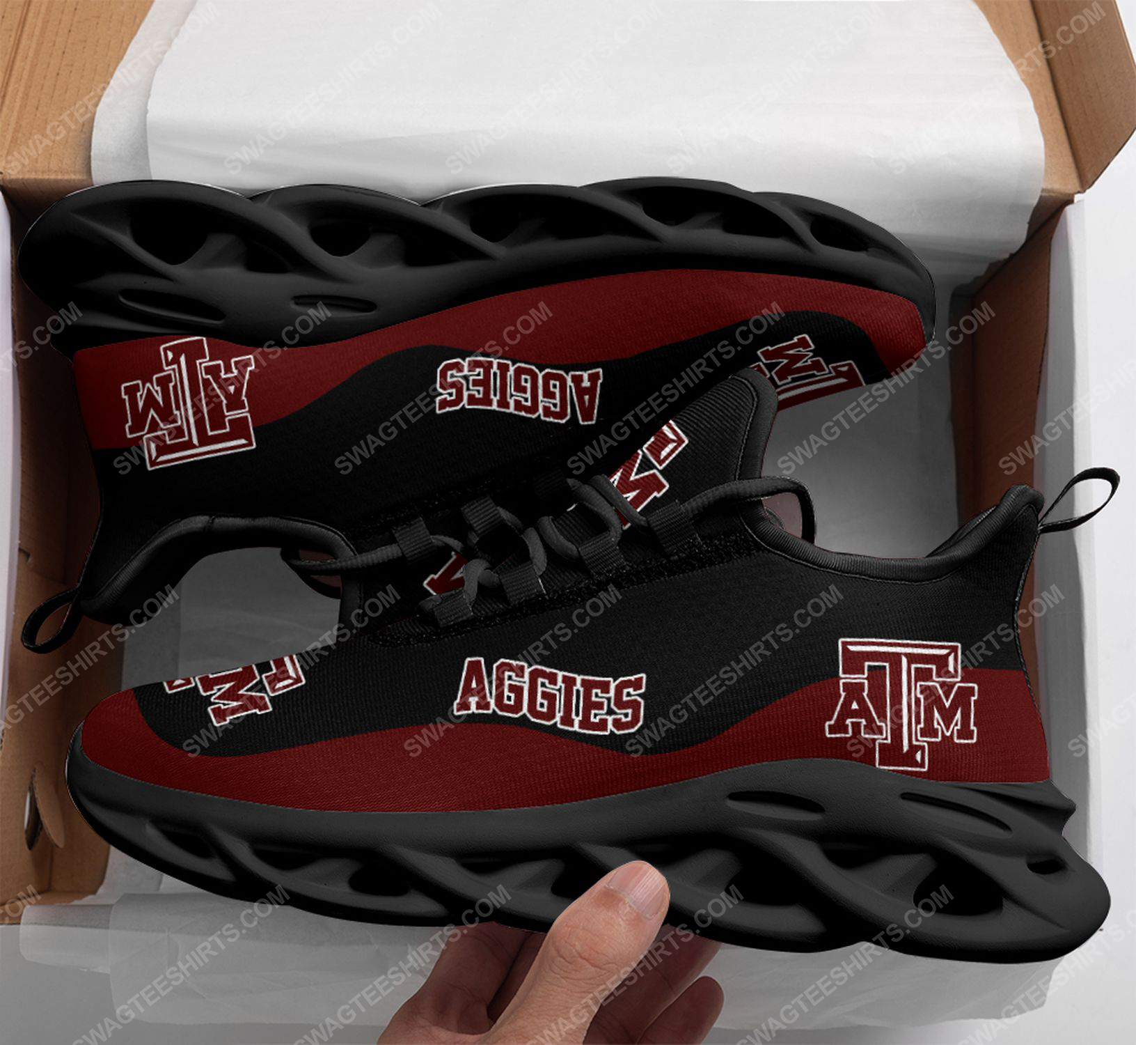 The-Texas-AM-Aggies-Football-Team-Max-Soul-Shoes-2