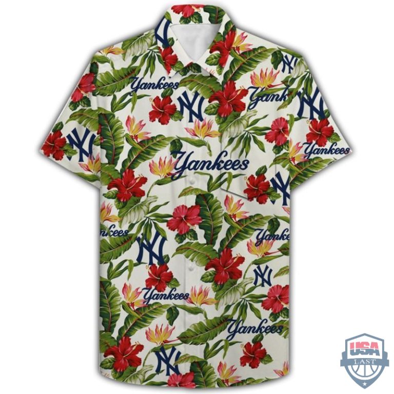 aWgeZqif-T170222-030xxxNew-York-Yankees-Hawaiian-Shirt-Beach-Short-And-Flip-Flops-3-768x768-1