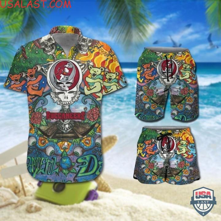 dh5SGTmV-T260422-22xxxNFL-Tampa-Bay-Buccaneers-Grateful-Dead-Bears-Hawaiian-Shirt-And-Shorts-2
