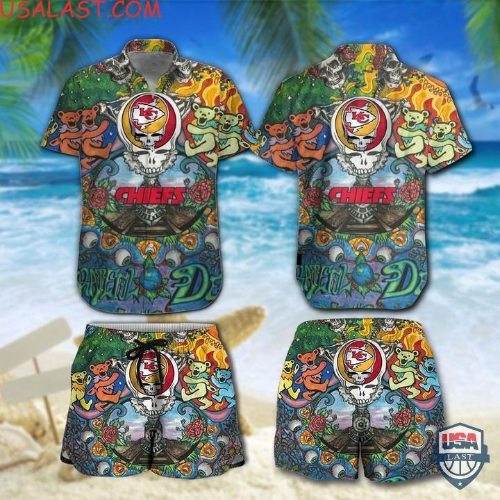 lgOajVmz-T260422-49xxxNFL-Kansas-City-Chiefs-Grateful-Dead-Bears-Hawaiian-Shirt-And-Shorts-3